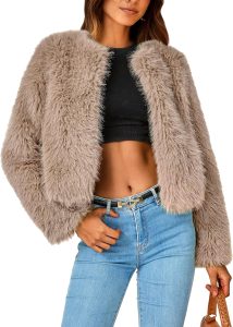 Women's 2025 Winter Coats Fleece Cropped Jacket Faux Fur Long Sleeve Pockets Shaggy Warm Outerwear Fall Clothes